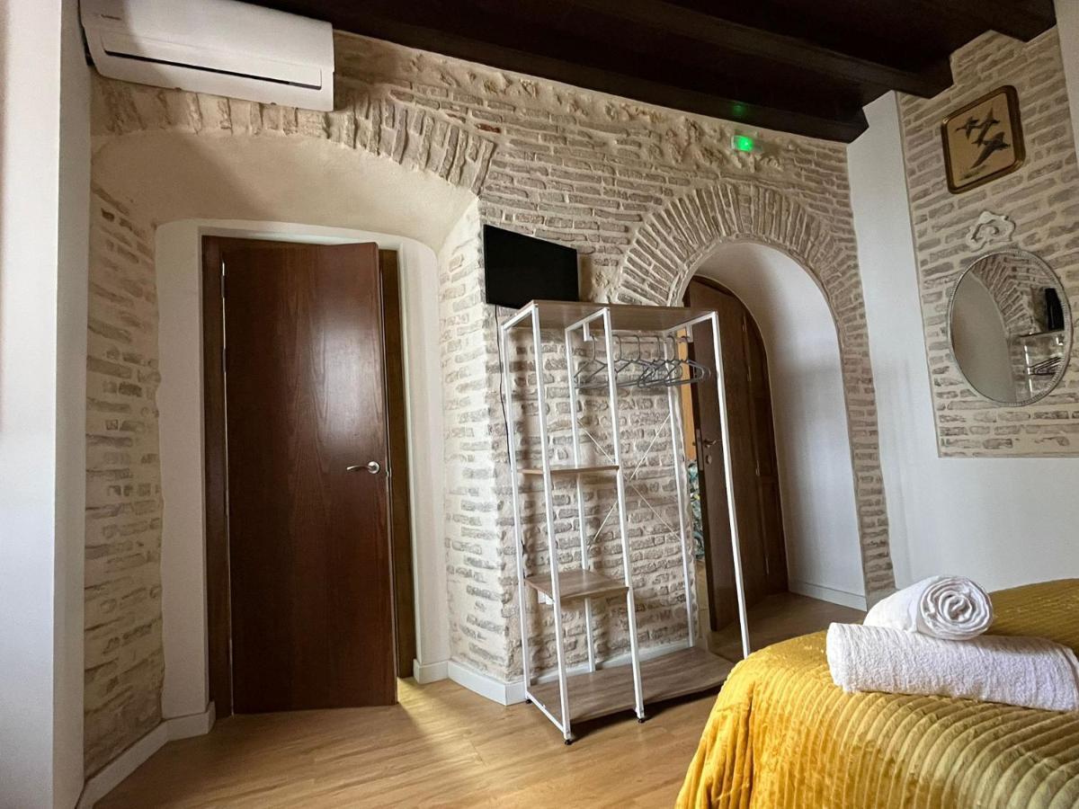 Clarisas Suites 卡莫纳 外观 照片