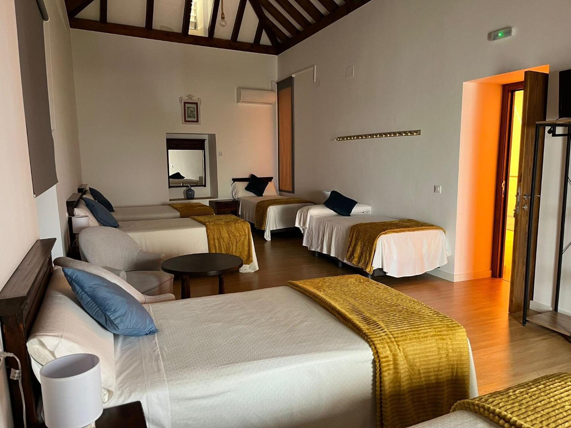 Clarisas Suites 卡莫纳 外观 照片