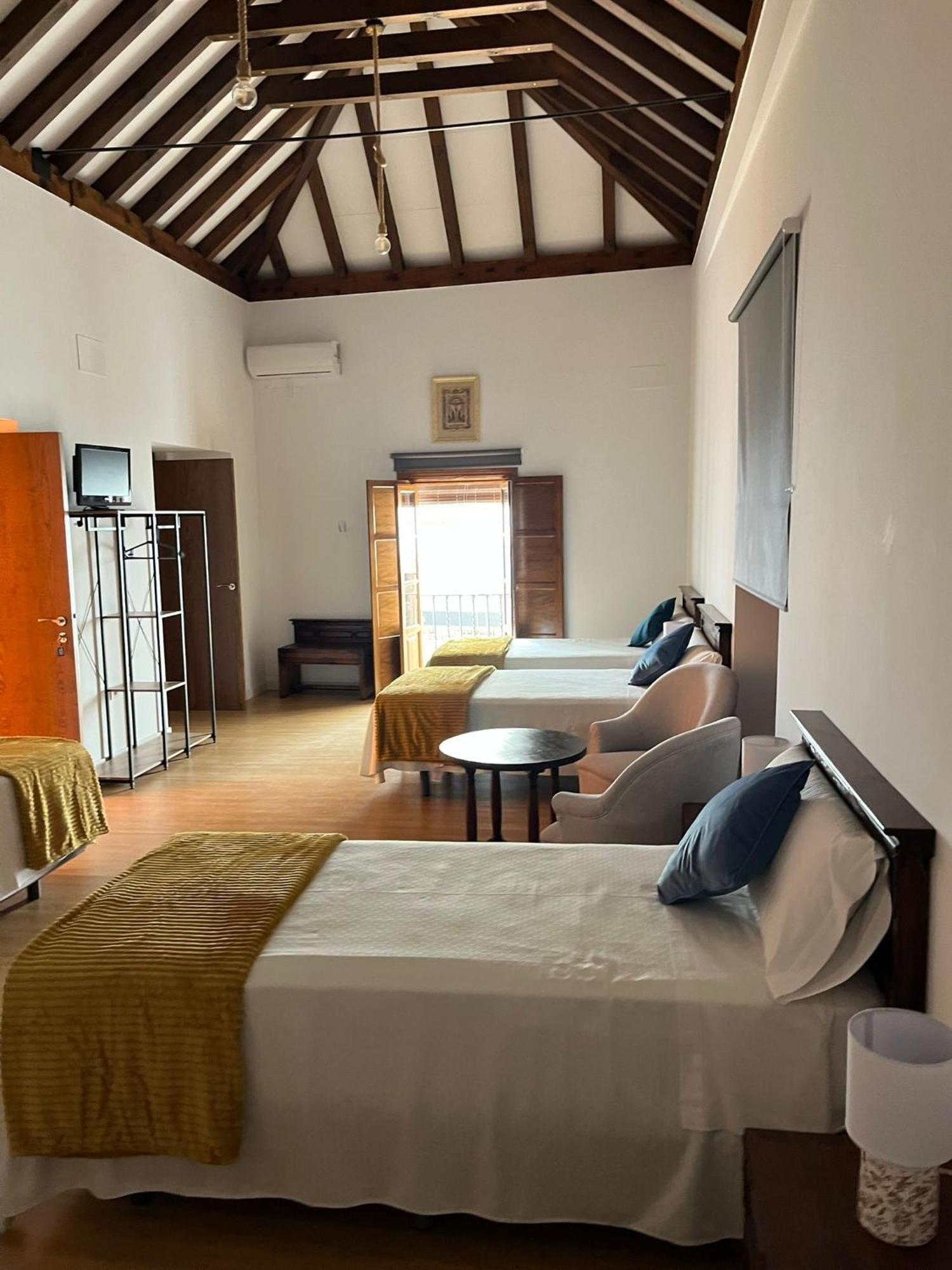 Clarisas Suites 卡莫纳 外观 照片
